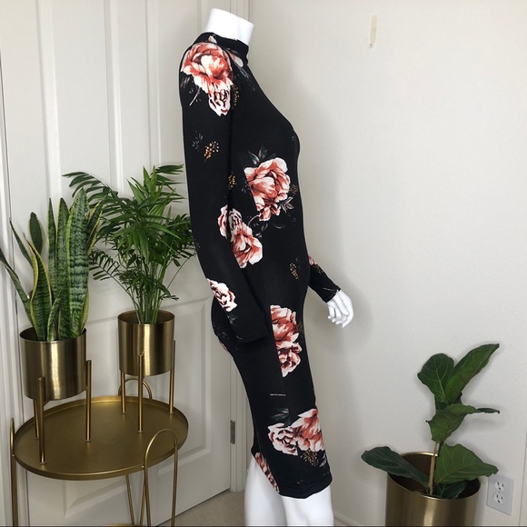 Floral Fall Boho Long Sleeve Midi Dress - Picture 3 of 5